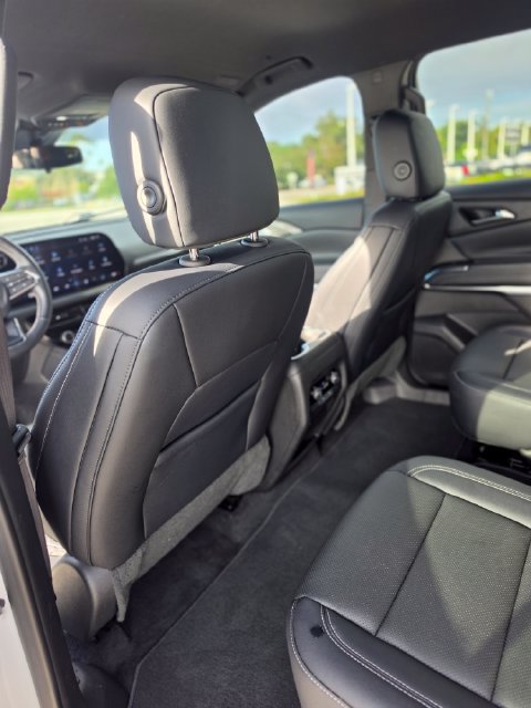Used 2026 Chevrolet Traverse LT FWD image 21
