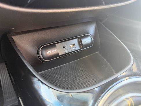 Used 2016 Kia Soul + w/ Audio Package FWD image 20