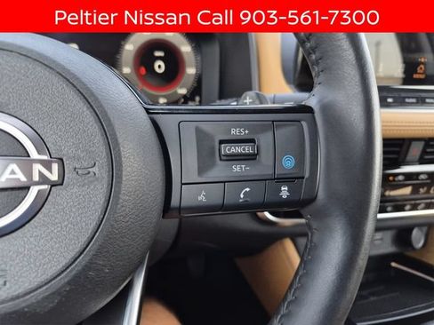 Certified 2023 Nissan Rogue Platinum w/ Platinum Premium Package FWD image 32