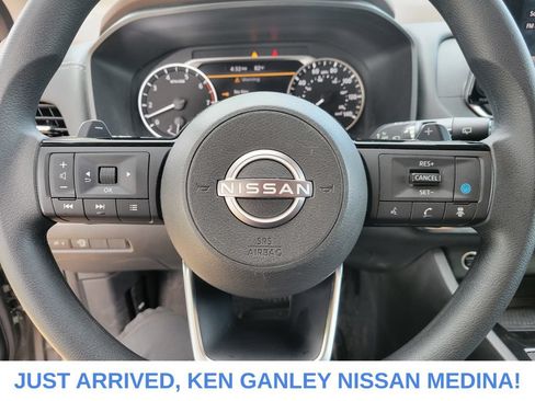 Certified 2023 Nissan Rogue SV AWD/4WD image 12