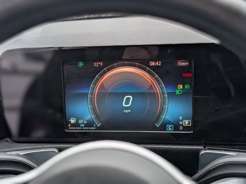 Used 2020 Mercedes-Benz GLB 250 4MATIC image 18