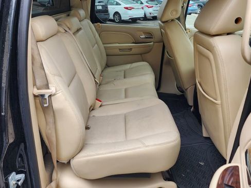 Used 2007 Cadillac Escalade EXT image 7