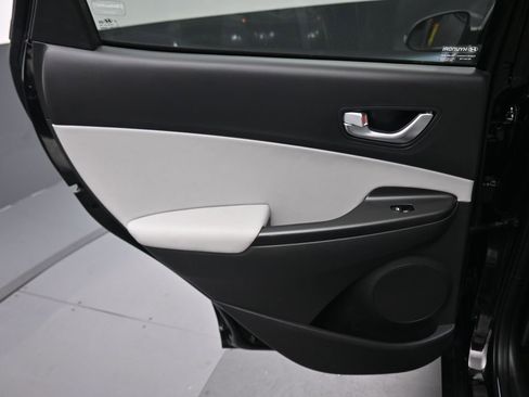 Used 2023 Hyundai Kona Limited w/ Cargo Package image 33