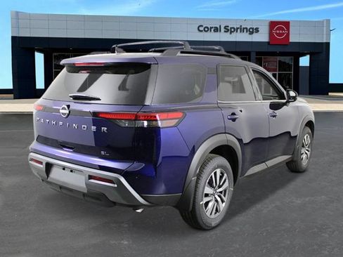 New 2026 Nissan Pathfinder SL FWD image 5