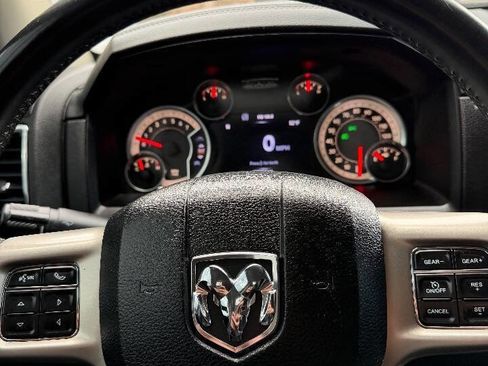 Used 2015 RAM 1500 Laramie w/ Convenience Group image 14