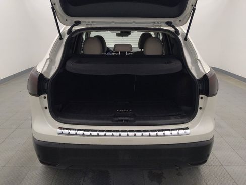 Used 2019 Nissan Rogue Sport SV w/ Technology Package image 29