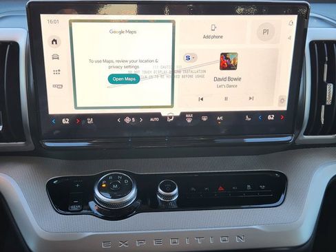 New 2025 Ford Expedition Max Active image 12