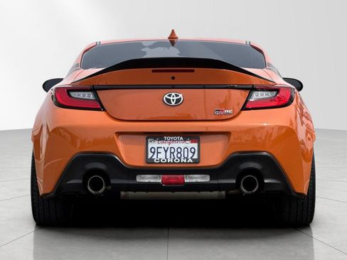 Used 2023 Toyota GR86 10th Anniversary SE image 5