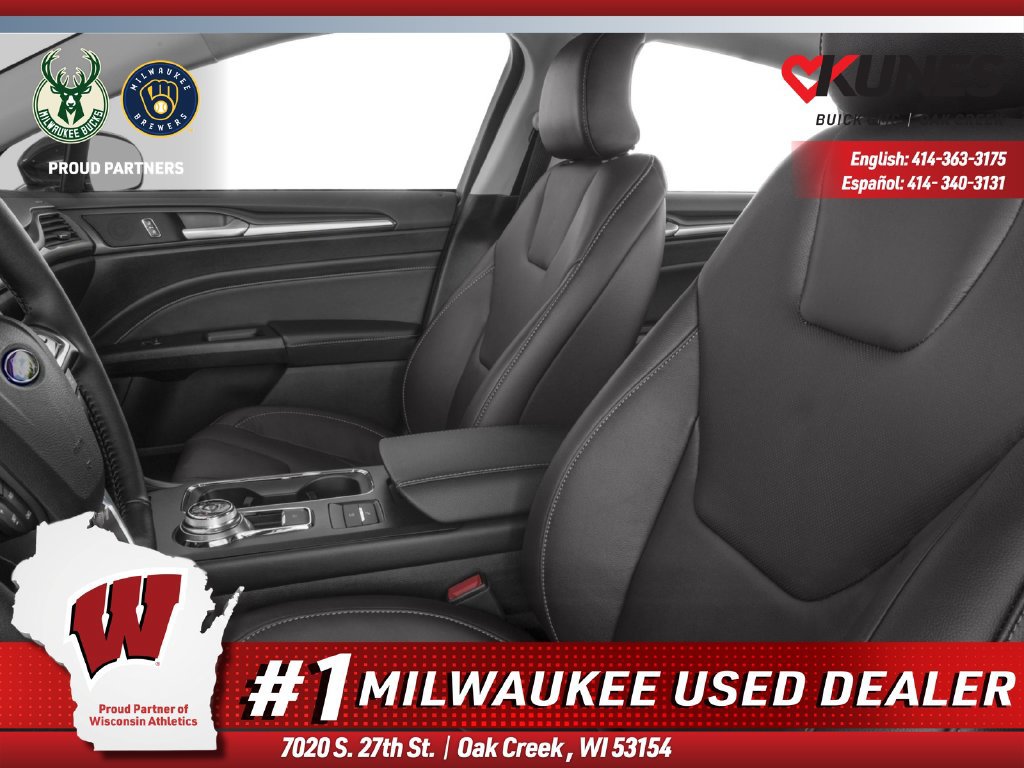 Used 2017 Ford Fusion Titanium FWD image 6