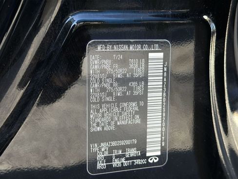 Used 2025 INFINITI QX80 Luxe image 40