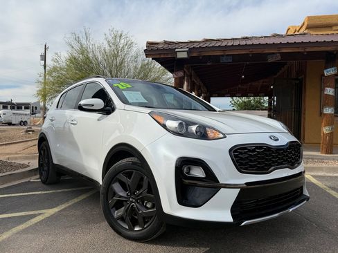 Used 2020 Kia Sportage S w/ S Sunroof Package image 2