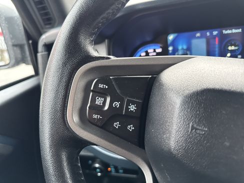 Used 2023 Ford Bronco Outer Banks image 17