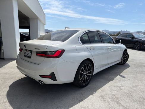 Certified 2022 BMW 330i Sedan w/ Driving Assistance Package RWD image 4