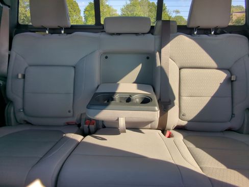 Used 2020 GMC Sierra 1500 Elevation w/ Elevation Value Package image 21