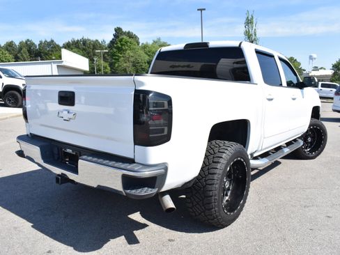 Used 2018 Chevrolet Silverado 1500 LT w/ All Star Edition image 9