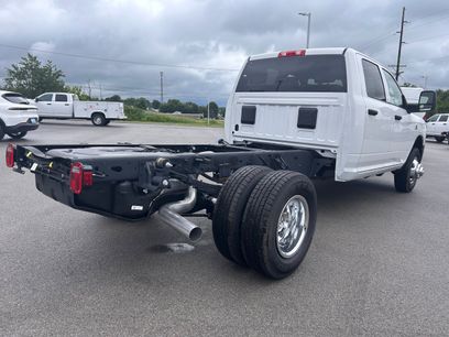 New 2026 RAM 3500 Tradesman w/ Chrome Appearance Group A