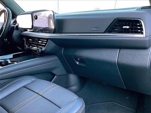 Used 2025 Chevrolet Tahoe High Country w/ Sun And Tow Package image 13