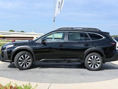 New 2025 Subaru Outback Limited image 6