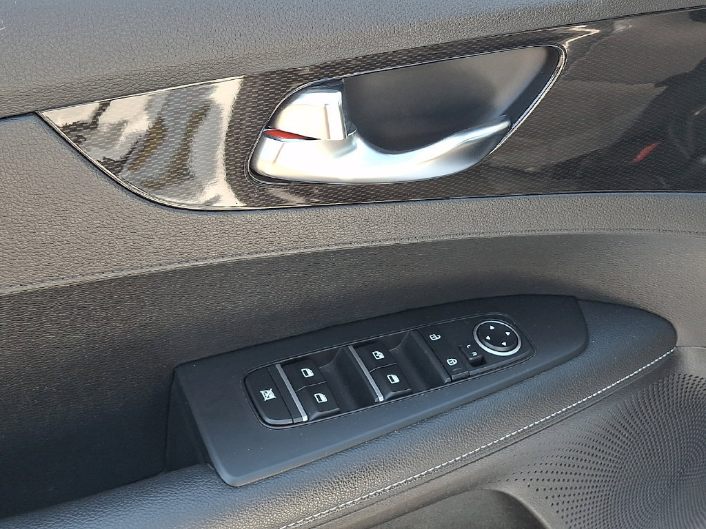 Certified 2023 Kia Forte GT-Line w/ GT-Line Technology Package FWD image 15
