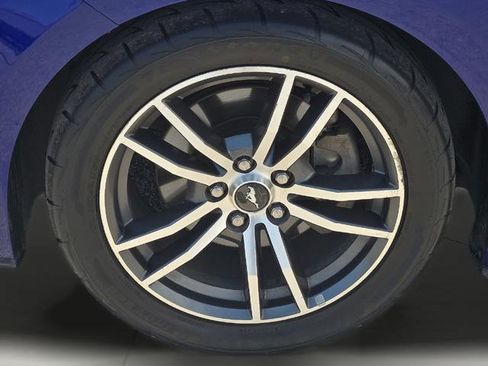 Used 2016 Ford Mustang Premium w/ Equipment Group 201A RWD image 17