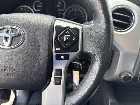 Used 2021 Toyota Tundra SR5 w/ SR5 Leather Package AWD/4WD image 15