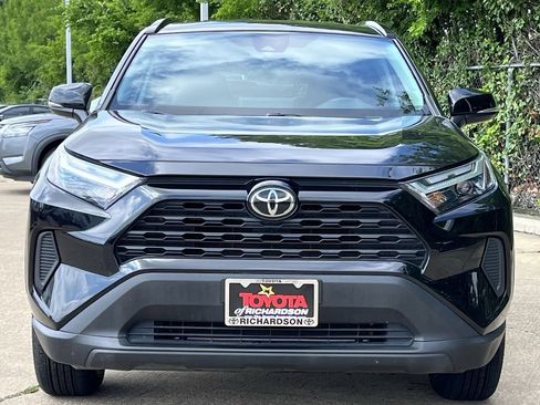 Used 2024 Toyota RAV4 XLE FWD image 7