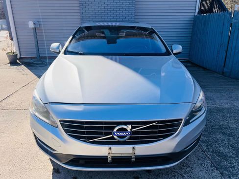 Used 2015 Volvo S60 T5 Premier image 3