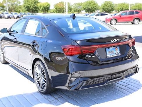 Used 2023 Kia Forte GT-Line w/ GT-Line Premium Package FWD image 3