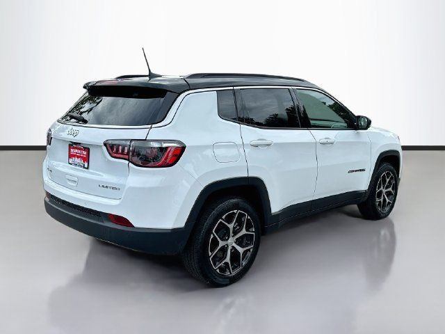 Used 2024 Jeep Compass Limited w/ Sun and Sound Group AWD/4WD image 6