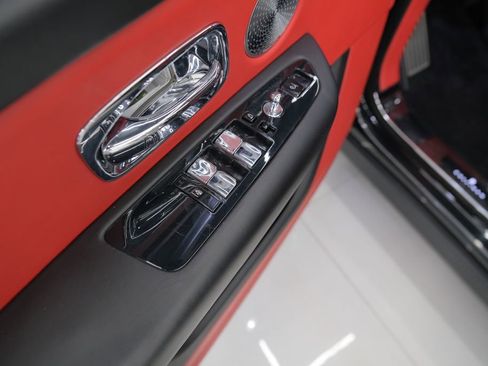 Used 2019 Rolls-Royce Cullinan AWD/4WD image 42