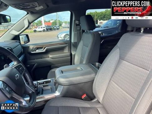 Used 2022 Chevrolet Silverado 1500 RST w/ Convenience Package II AWD/4WD image 12