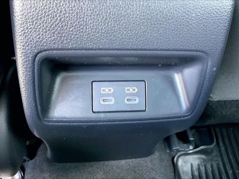 Used 2024 Toyota Corolla SE FWD image 31