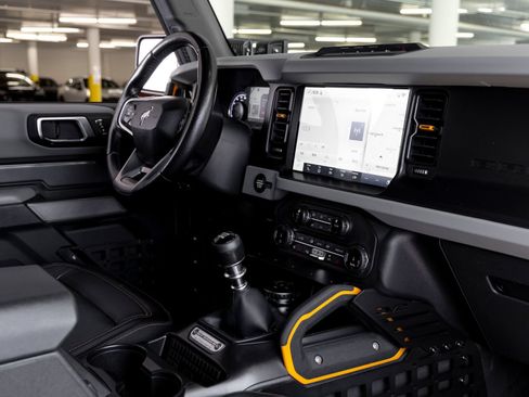 Used 2022 Ford Bronco Badlands AWD/4WD image 32