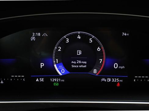 Used 2024 Volkswagen Tiguan SE AWD/4WD image 25