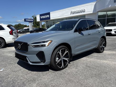 Used 2024 Volvo XC60 B5 Ultimate w/ Protection Package Premier AWD/4WD image 1