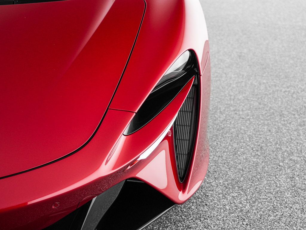 Used 2025 McLaren Artura Spider RWD image 44