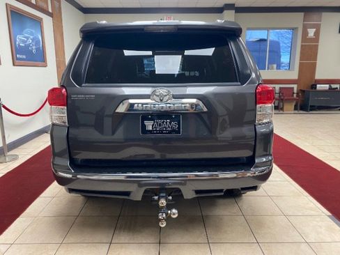 Used 2011 Toyota 4Runner Limited image 6