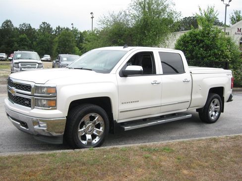 Used 2014 Chevrolet Silverado 1500 LTZ w/ LTZ Plus Package AWD/4WD image 3