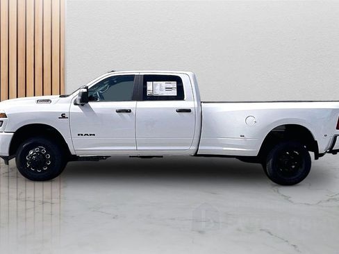 New 2026 RAM 3500 Big Horn AWD/4WD image 6