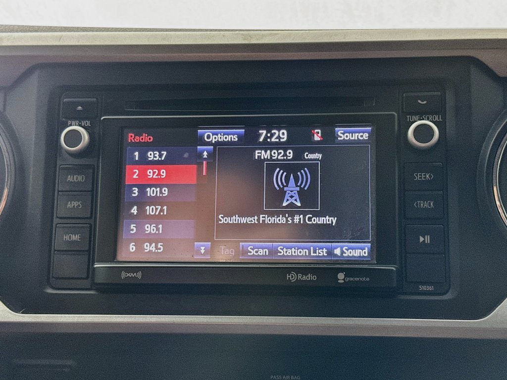 Used 2019 Toyota Tacoma SR5 AWD/4WD image 17