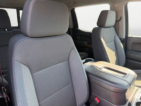 Used 2019 Chevrolet Silverado 1500 LT Trail Boss image 28