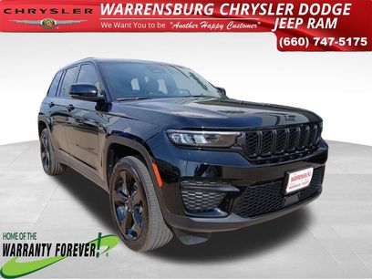 Used 2024 Jeep Grand Cherokee Altitude