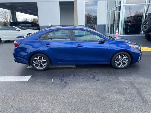 Used 2020 Kia Forte LXS image 12