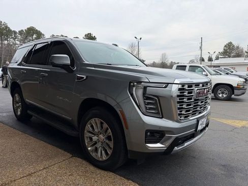 Certified 2025 GMC Yukon Denali image 3