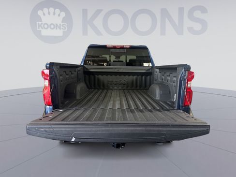 Used 2023 Chevrolet Silverado 1500 High Country w/ Technology Package AWD/4WD image 26