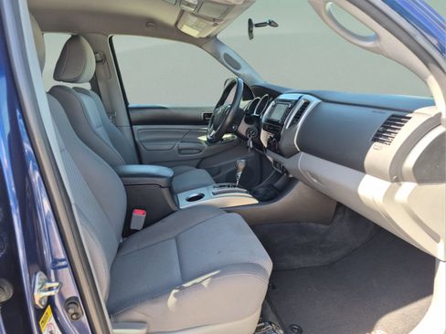 Used 2015 Toyota Tacoma PreRunner RWD image 20
