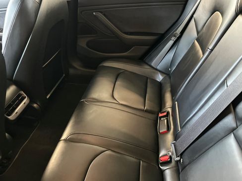 Used 2018 Tesla Model 3 Long Range RWD image 20