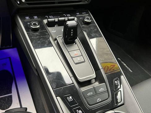 Used 2023 Porsche 911 Carrera image 11