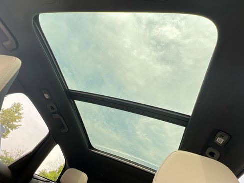 New 2026 Volvo XC60 B5 Plus w/ Protection Package Premier image 24