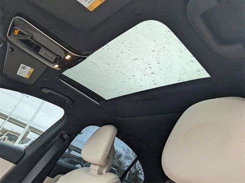 Used 2022 Mercedes-Benz C 300 Sedan image 28